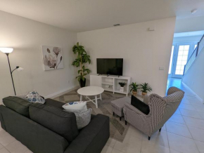 Last Minute Disney Getaway! Private Pool, Hot Tub & Games Room. Book Now! #54303
